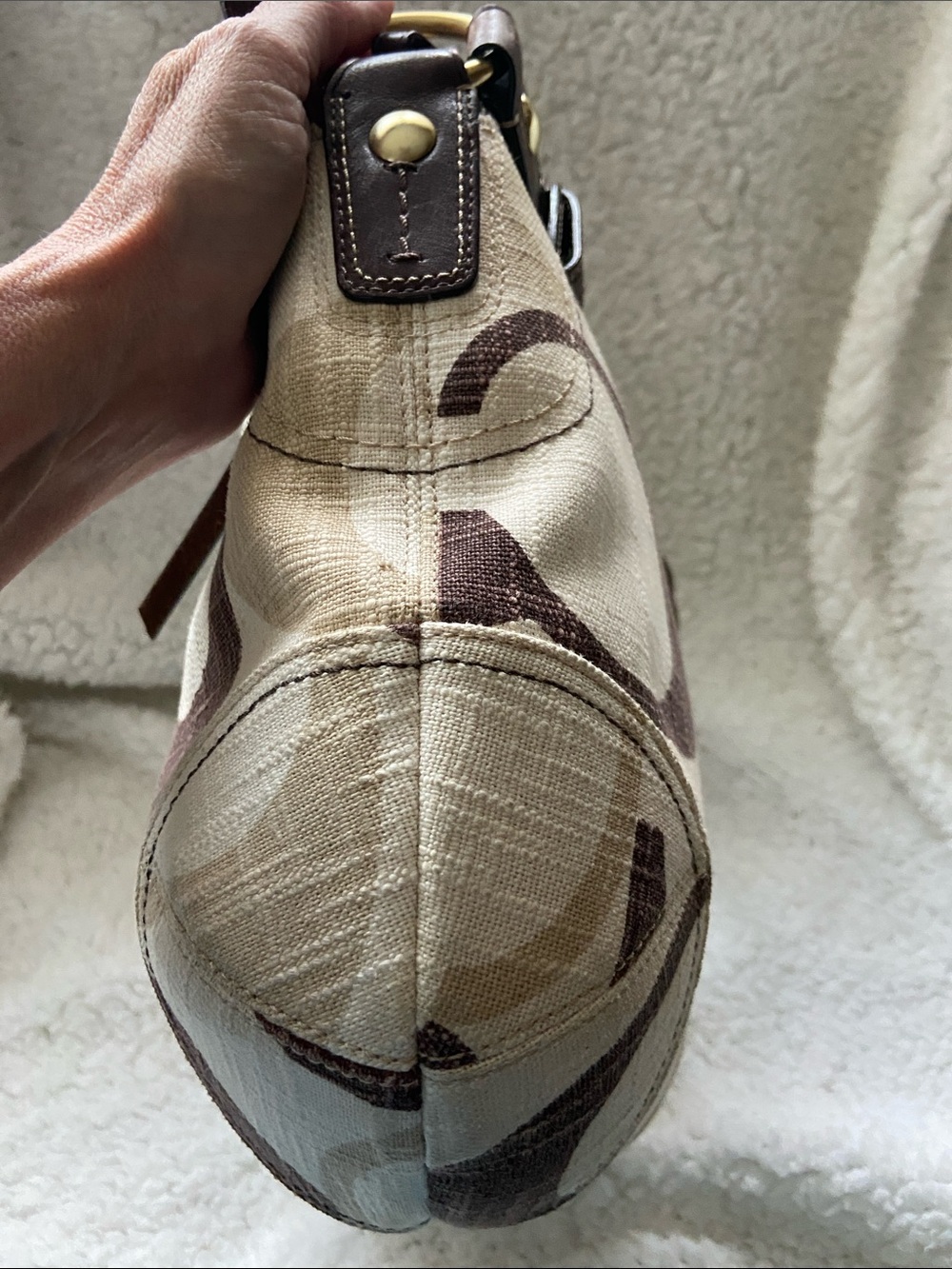 Y2Y Coach Carly Tonal Signature C Hobo Bag #12190 – Brown & Cream - Picture 10 of 11